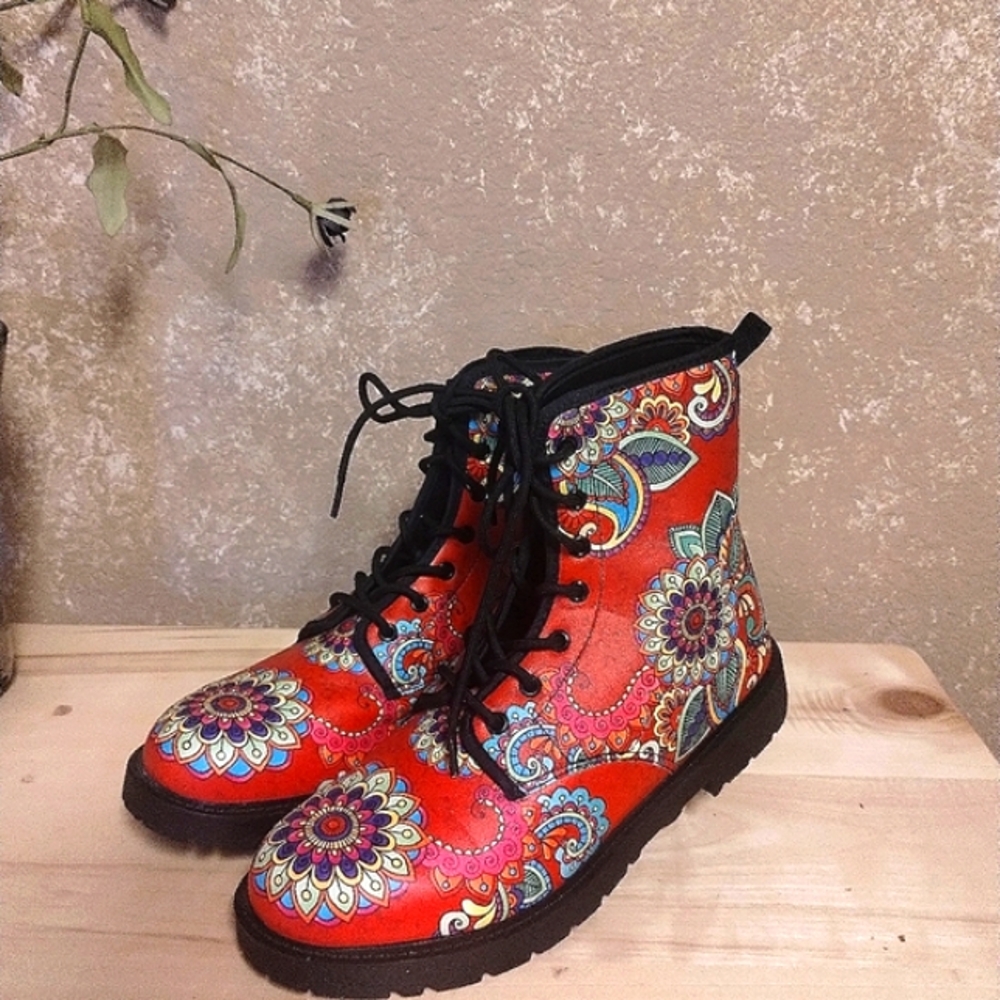 Henna flowers vegan combat boots 8